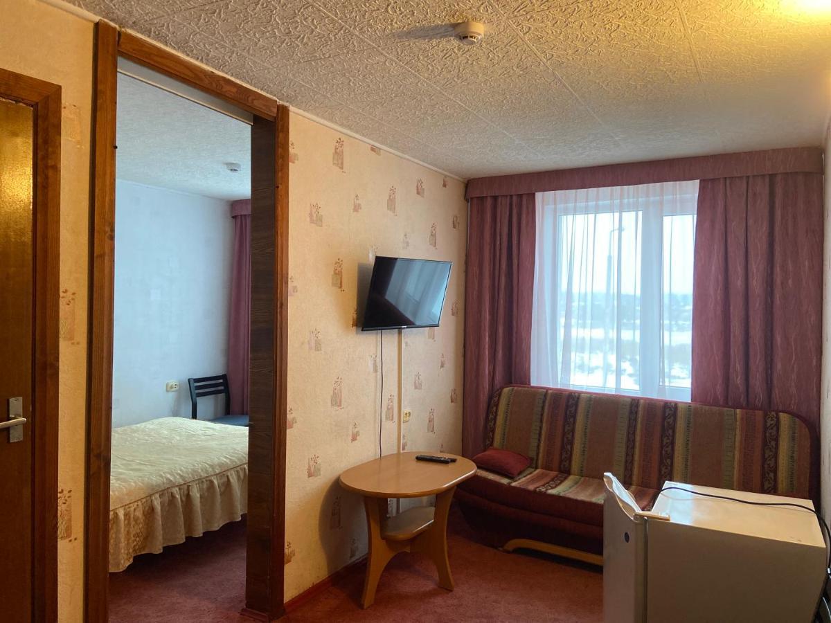 Riverside Motel Jelgava Exterior foto